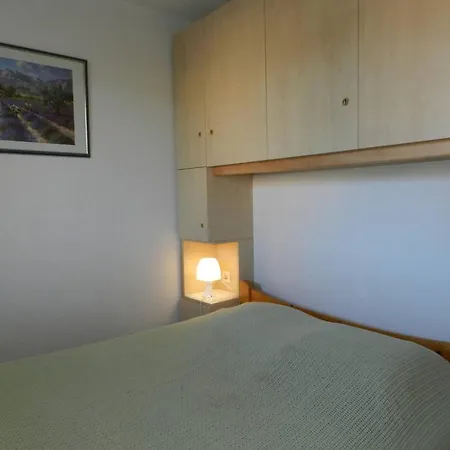 T2 Avec Cabine, Piscine, Parking Prive - Proche Et Commerces, - Fr-1-251-774 Apartmán Le Lavandou